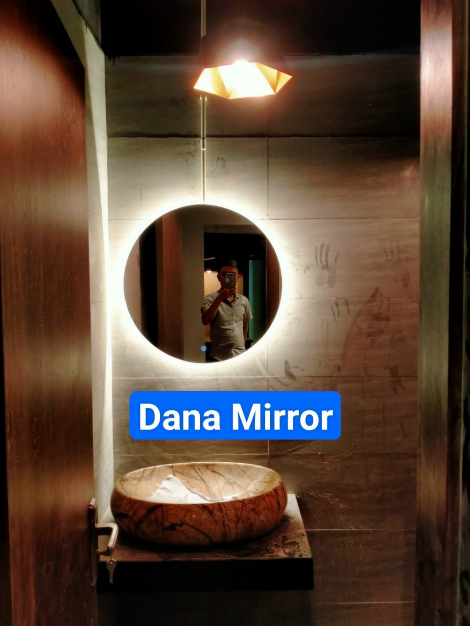 Gương tròn đèn led treo nhà tắm ở Đà Nẵng
